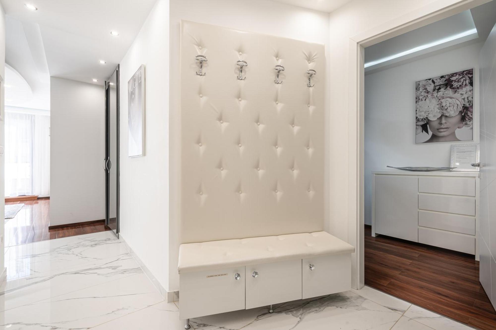 Kiraly 44 Luxury Apartment With Free Parking บูดาเปสต์ ภายนอก รูปภาพ
